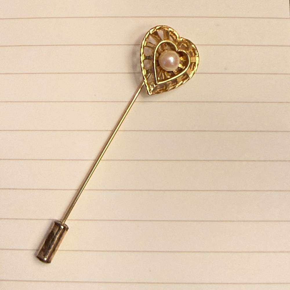 Vintage Gold Heart with Faux Pearl Stick Pin
